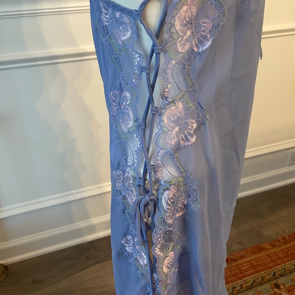 Shirley of Hollywood Periwinkle Lace Chemise Set - Picture 5 of 10